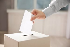 Mitkä tekijät vaikuttavat äänestämiseen? Katse Espanjaan
