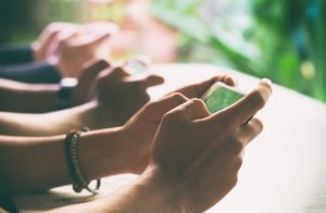 Digitaalinen detox: palauta yhteys todelliseen maailmaan