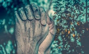 Myötätuntoinen empatia: kun tunne muuttuu teoiksi