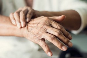 Ekstrapyramidaalijärjestelmän häiriöt: mitä ne ovat ja mistä ne johtuvat?