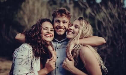 ystävät luottavat toisiinsa