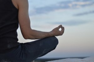 Kehon, mielen ja meditaation suhde
