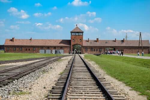 Puolassa sijaitseva Auschwitzin keskitysleiri