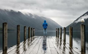 Jäätynyt vai viivästynyt suru: tuska, josta tulee kroonista