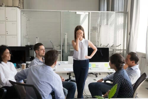 Dilbertin periaate: miksi epäpätevät ihmiset saavat ylennyksiä?