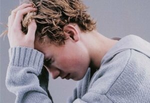 Autistilasten auttaminen koronaviruskriisin aikana: 7 strategiaa