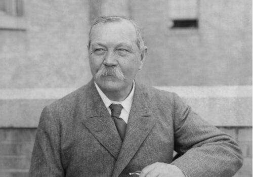 Arthur Conan Doyle ja viisi hänen parasta lainaustaan