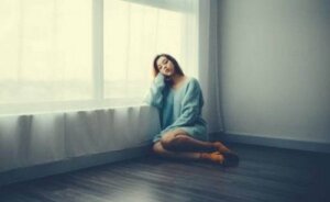 Pelko, suru ja turhautuneisuus ovat yleisimpiä tunteita karanteenin aikana