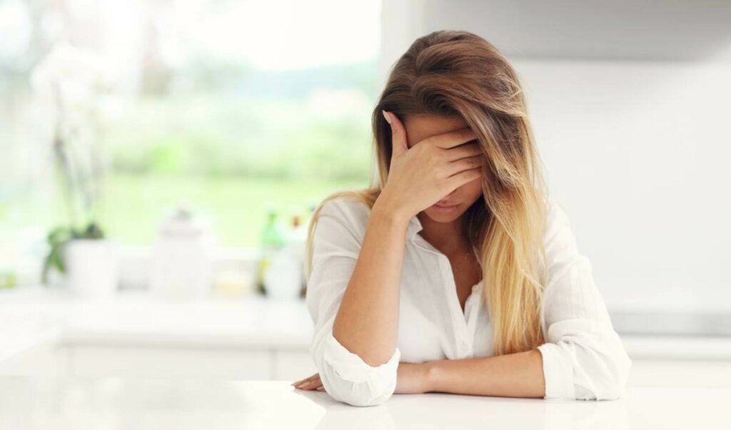 Vanhempien psykologinen kaltoinkohtelu aikuisia lapsia kohtaan on monille todellisuus