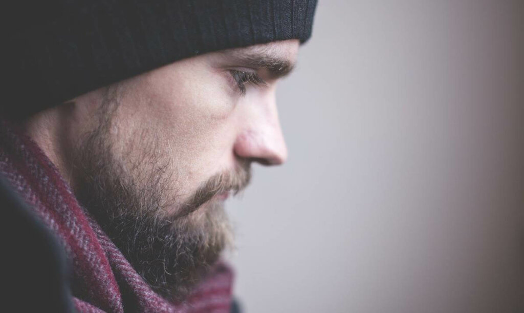 Ihmisen reaktio riippuu suurelta osin järkyttävien uutisten kognitiivisesta kehityksestä