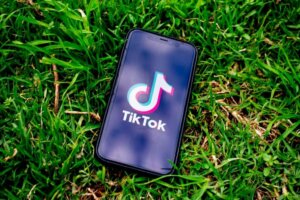Tik Tok: vaikutusvaltaisimman sosiaalisen median psykologiset vaikutukset