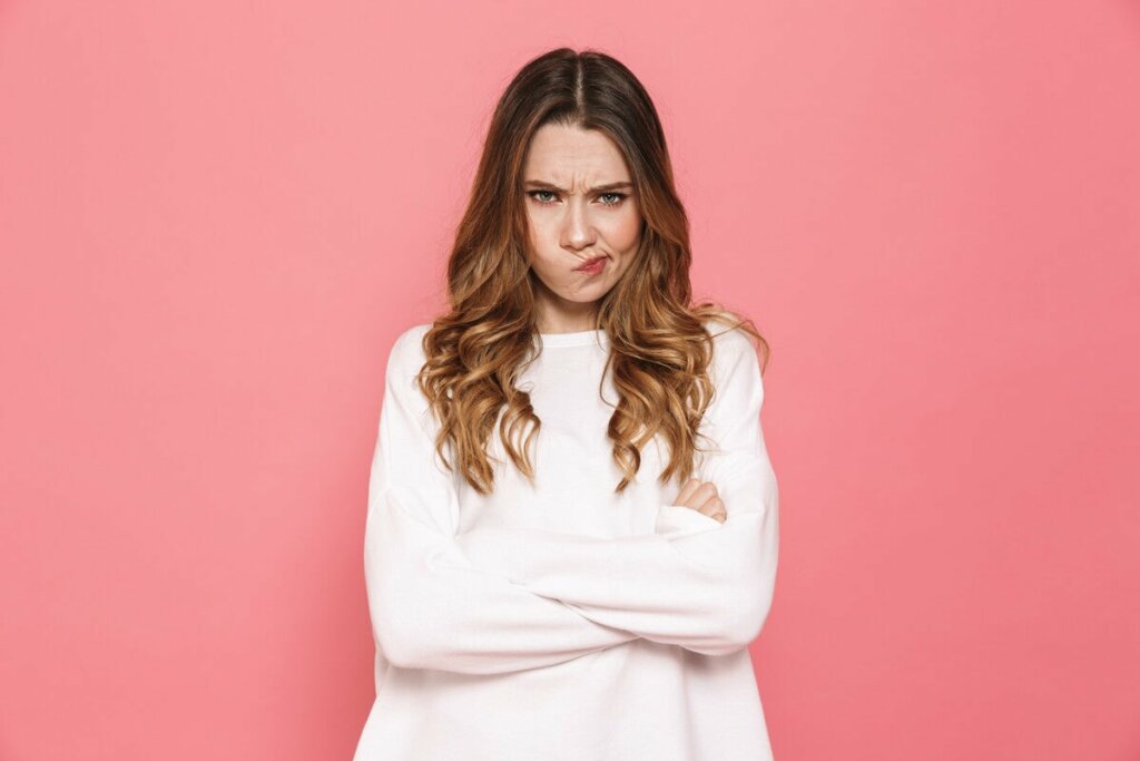 Vihalla, kuten muillakin perustavanlaatuisilla tunteilla, on useita olennaisia toimintoja