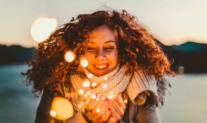 Kiehtovuus: tunne, jolla on suurin vaikutus aivoihimme