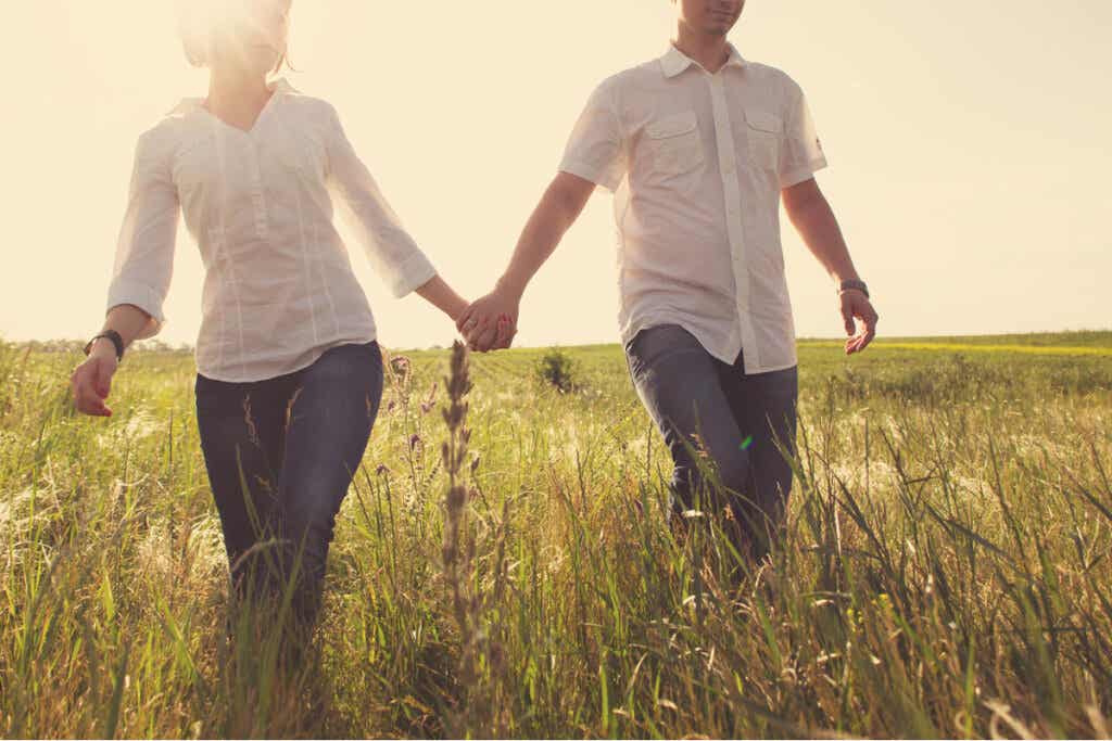 Sen, mitä parisuhteen molemmat osapuolet odottavat ja se, mitä he haluavat saavuttaa, tulisi olla suurilta osin yhtenäistä