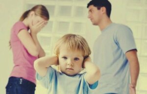 Lasten vuoksi yhdessä pysyminen on virhe