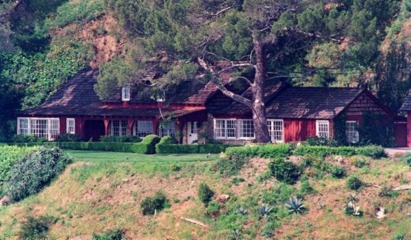 Mansonin perhe ja Tate-murhat