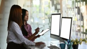 Moniarvoinen johtajuus: tulevaisuuden johtamismalli työpaikoilla?