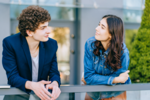 Viisi asiaa, joita sinun ei pitäisi koskaan sanoa introvertille