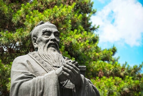 Kungfutsen, mahtavan filosofin, elämänkerta