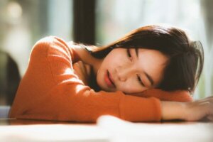 Tyhjän sydämen syndrooma: nuoret, jotka kokevat, että elämällä ei ole merkitystä