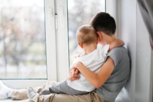 Lapset, jotka toimivat sisaruksilleen vanhempina