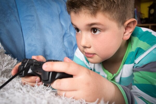 ADHD:n ja videopelien välinen yhteys