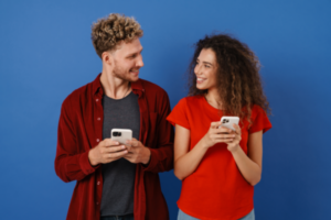 Kumpi on parempi viestintämuoto, ääni- vai tekstiviestit?