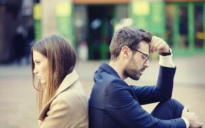 Ylpeys parisuhteessa on myrkky, joka tuhoaa kaiken