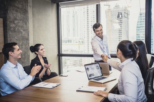 Empaattinen johtajuus