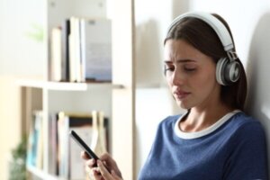 Miksi eroista kertovat musiikkikappaleet ovat niin suosittuja?