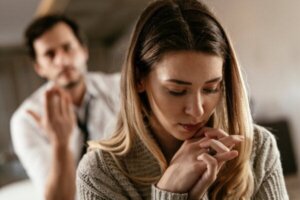 Kolme emotionaalisen mitätöinnin tyyppiä, joita ei pidä koskaan sietää