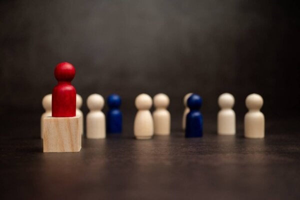 Nationalististen tuntemusten vaikutukset yhteiskuntaan